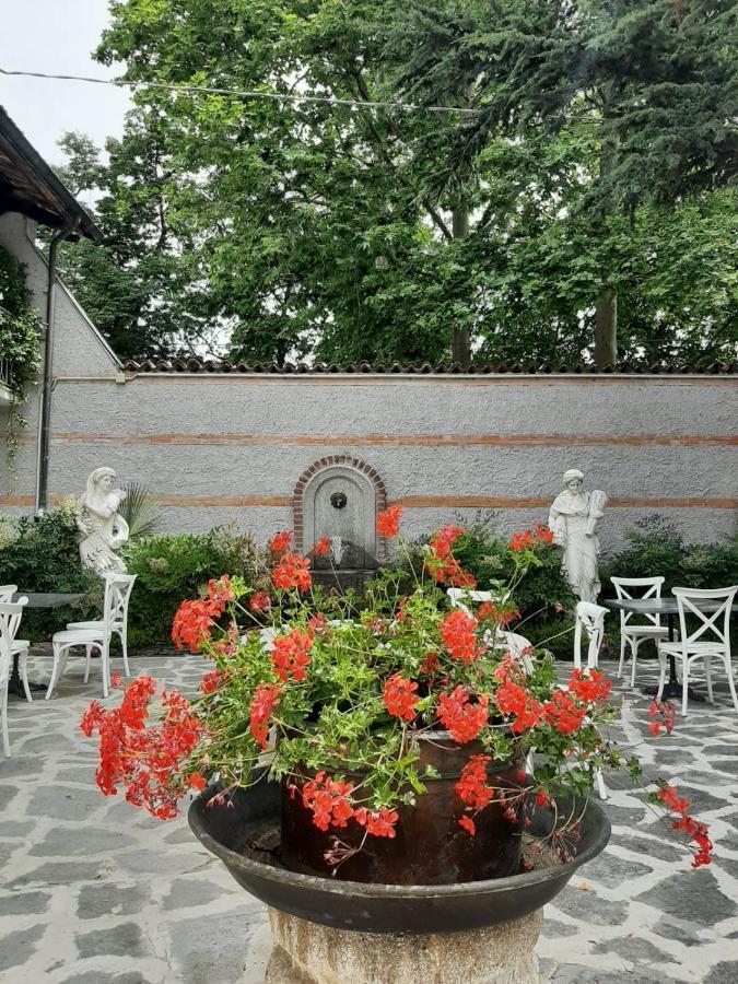 Antica Villa Cuneo- Guest House - "B&B E Non Un Hotel A Cuneo" Экстерьер фото