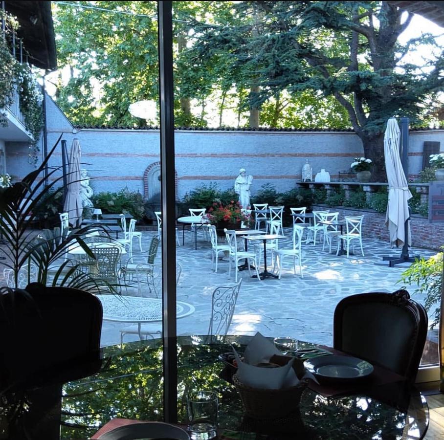 Antica Villa Cuneo- Guest House - "B&B E Non Un Hotel A Cuneo" Экстерьер фото