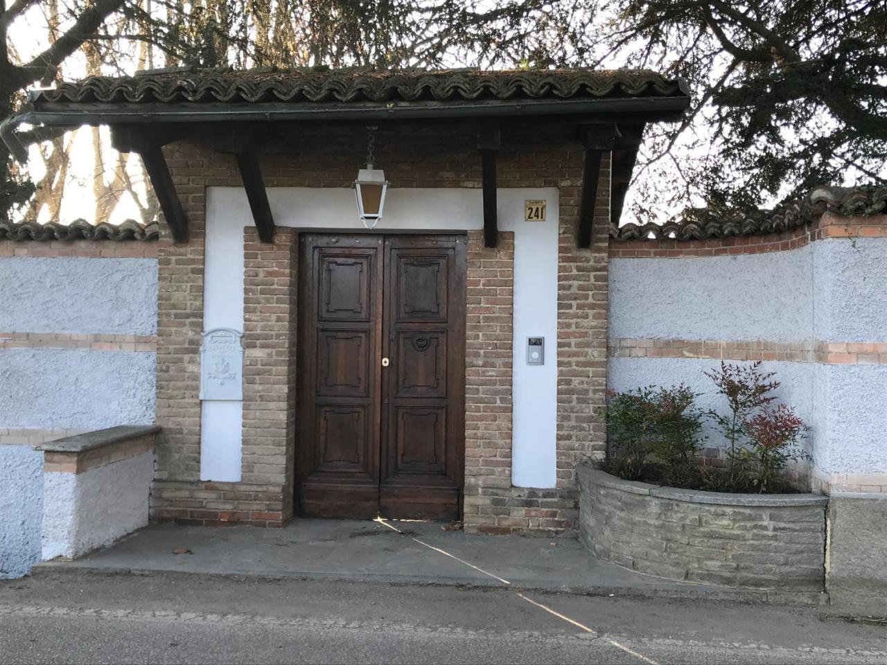 Antica Villa Cuneo- Guest House - "B&B E Non Un Hotel A Cuneo" Экстерьер фото