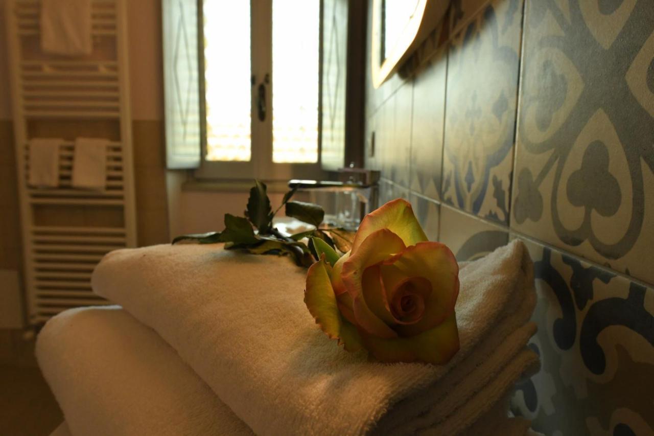 Antica Villa Cuneo- Guest House - "B&B E Non Un Hotel A Cuneo" Экстерьер фото