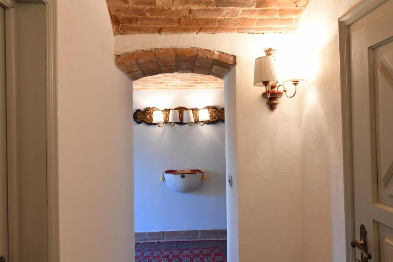 Antica Villa Cuneo- Guest House - "B&B E Non Un Hotel A Cuneo" Экстерьер фото